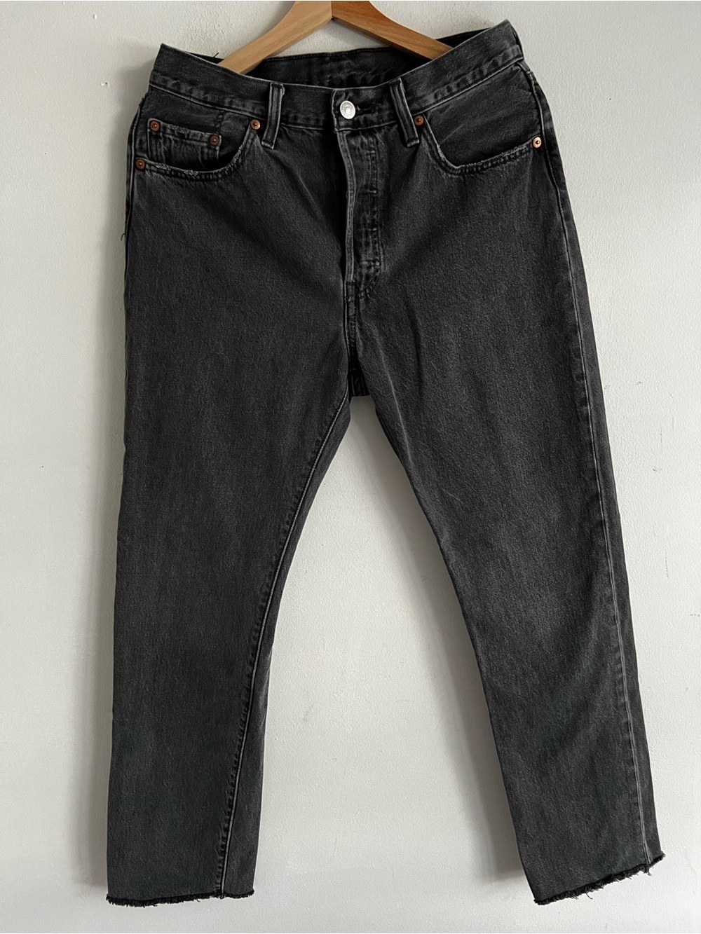 Levi's Men's Black Slim Straight Jeans